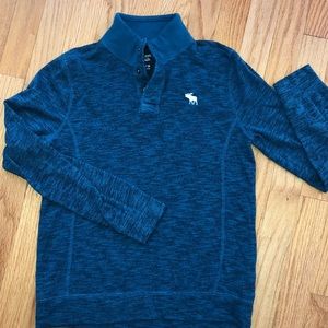 Long sleeve tee. Thin like tee shirt